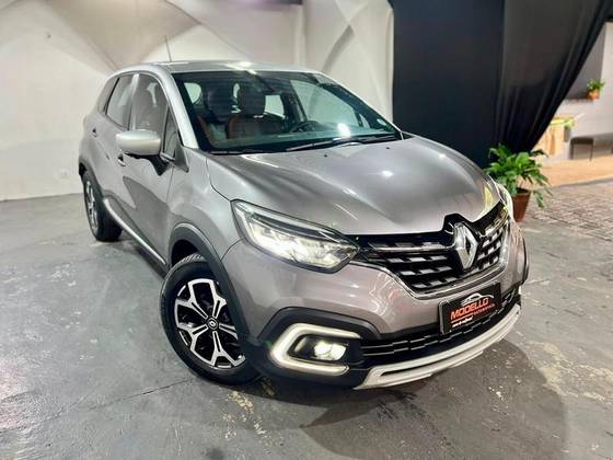 RENAULT CAPTUR 1.3 TCE FLEX ICONIC X-TRONIC